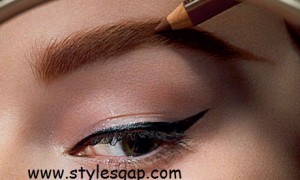 eyebrow make-up