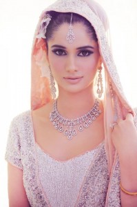 Best Bridal Makeup-Stylesgap (14)