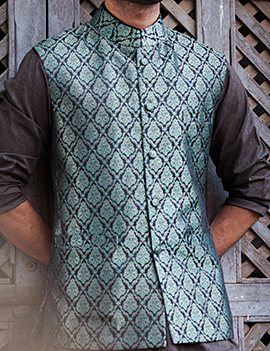 Arsalan Iqbal Men Festive Collection 2016-2017 Kurta Shalwar & Waist Coat Designs (20)