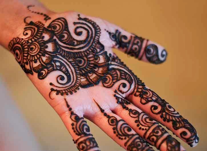 Latest Eid Mehndi Designs Collection for Girls 2014-2015 (14)