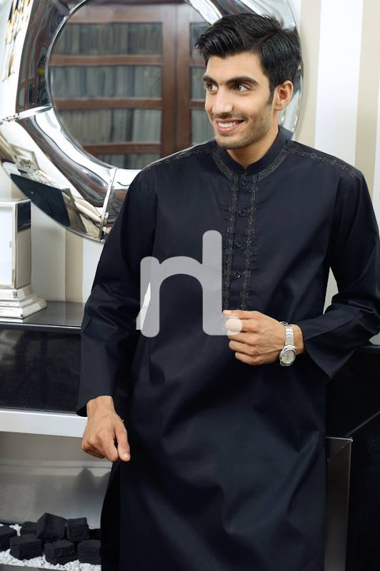NAQSH Stylish and Decent Men Kurta and Shalwar Kameez Latest Collection for Men by Nishat Linen
