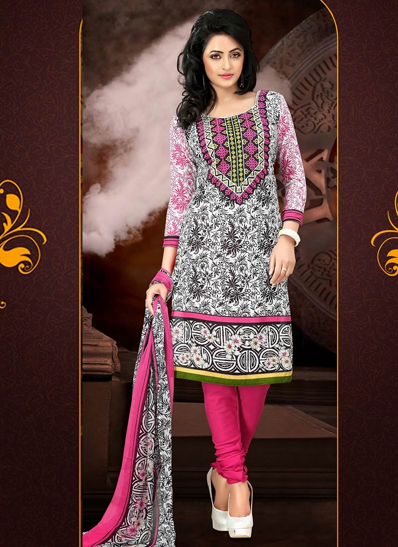 Latest Fashion of Designer Punjabi Dresses & Patiala Salwar Kameez Suits for Women (8)