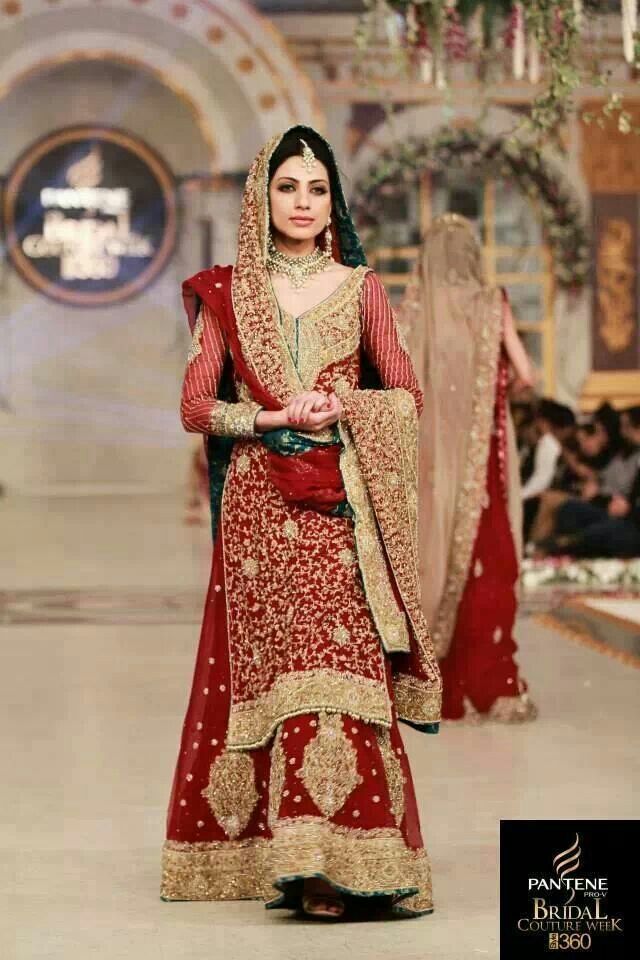 Latest Pakistani & Indian Best Wedding Dresses and Bridal Gowns for Women (16)