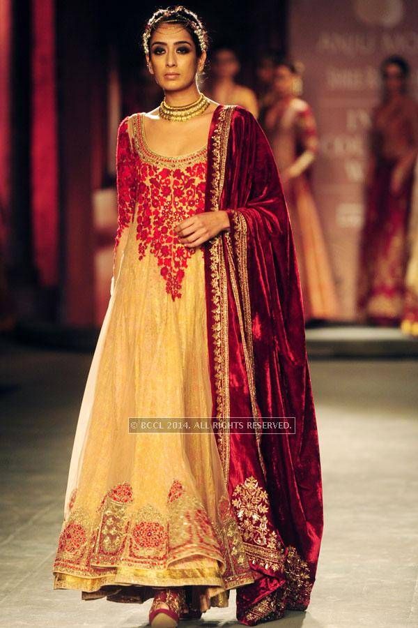 Indian & Pakistani Latest Fashion of Top Designer Fancy Party wear & Stylish Bridal Anarkali Suits for Women (8)