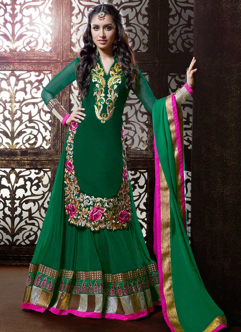 Diwali-Special-Indian-Formal-dresses-for-Women (36)
