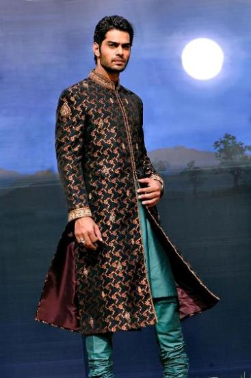 Latest Best Winter Dresses Collection for Men by Pakistani Brands 2014-2015 - Amir Adnan (1)