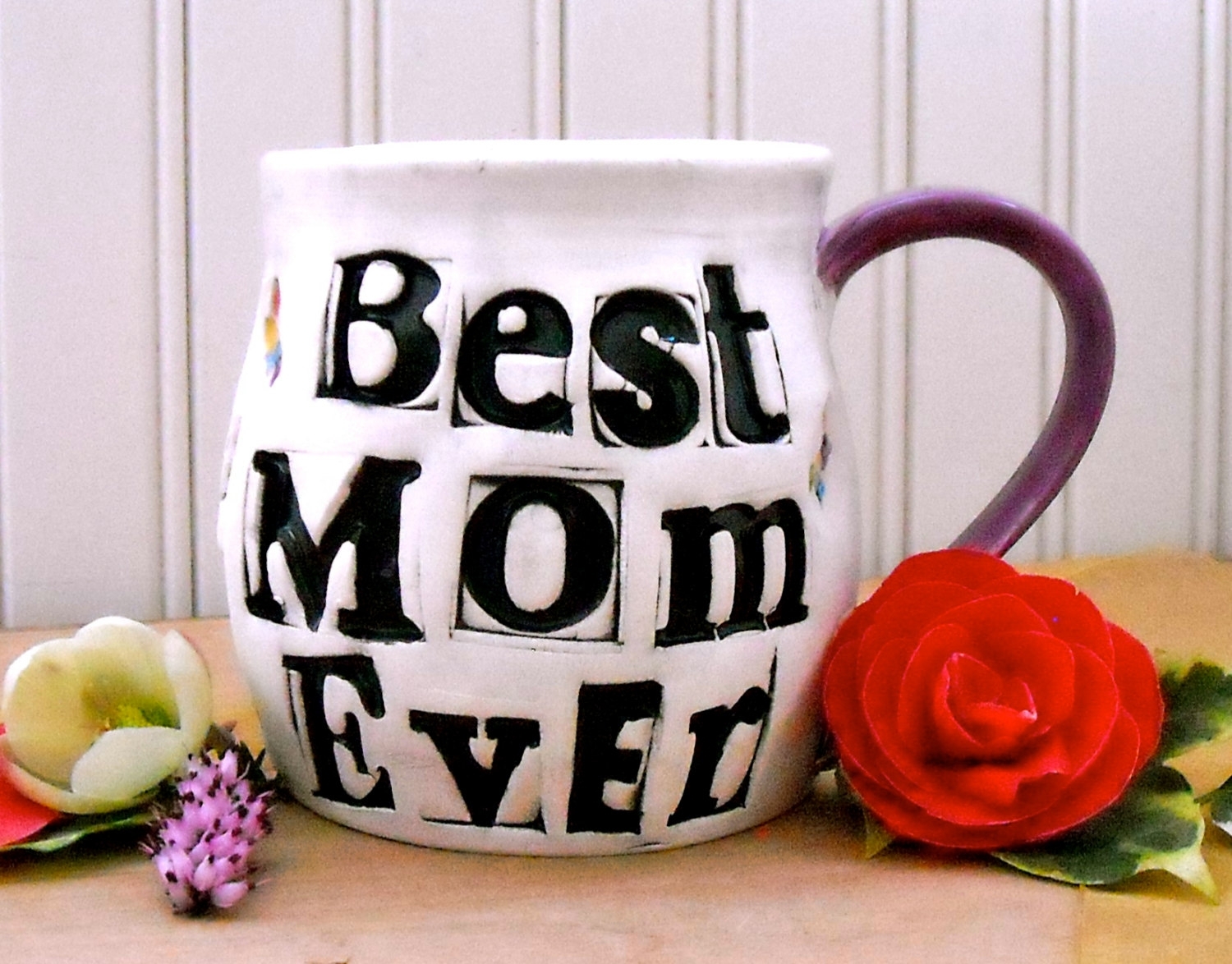 Mom Christmas Gift Ideas for Family Members - Cheap List for Siblings & Parents