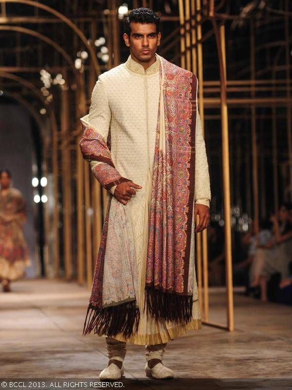 tarun-tahiliani-sherwanis-2