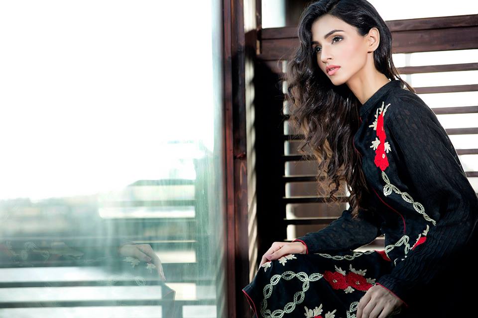 Zainab Hasan Chantilly De Lace Eid Formal Dresses Collection 2015-2016 (1)