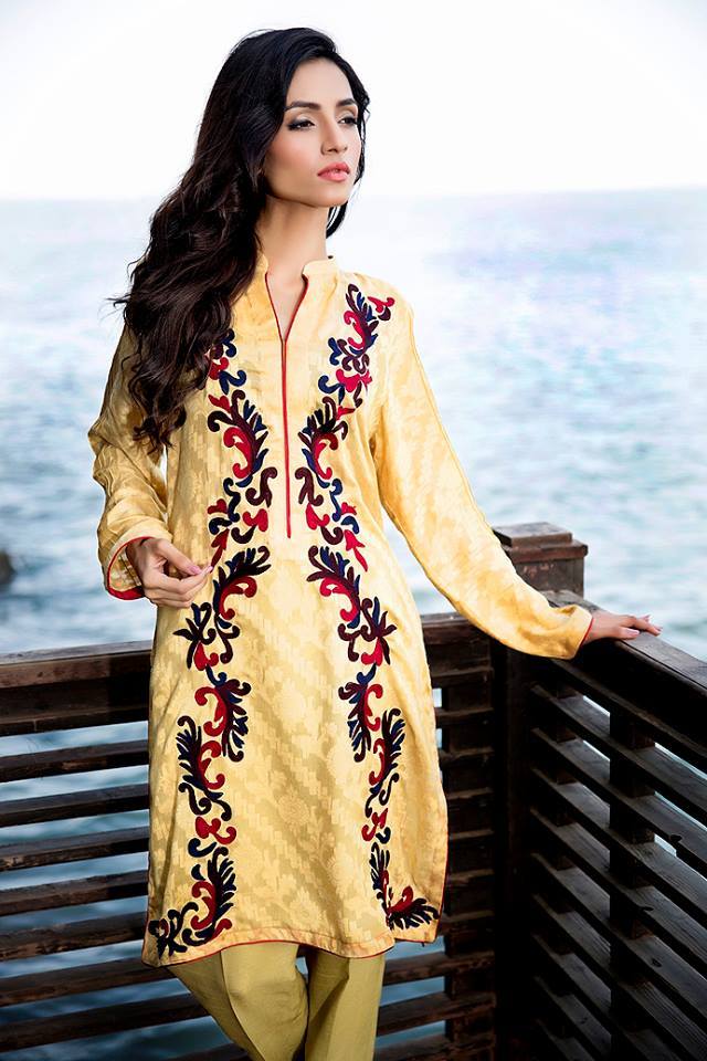 Zainab Hasan Chantilly De Lace Eid Formal Dresses Collection 2015-2016 (9)