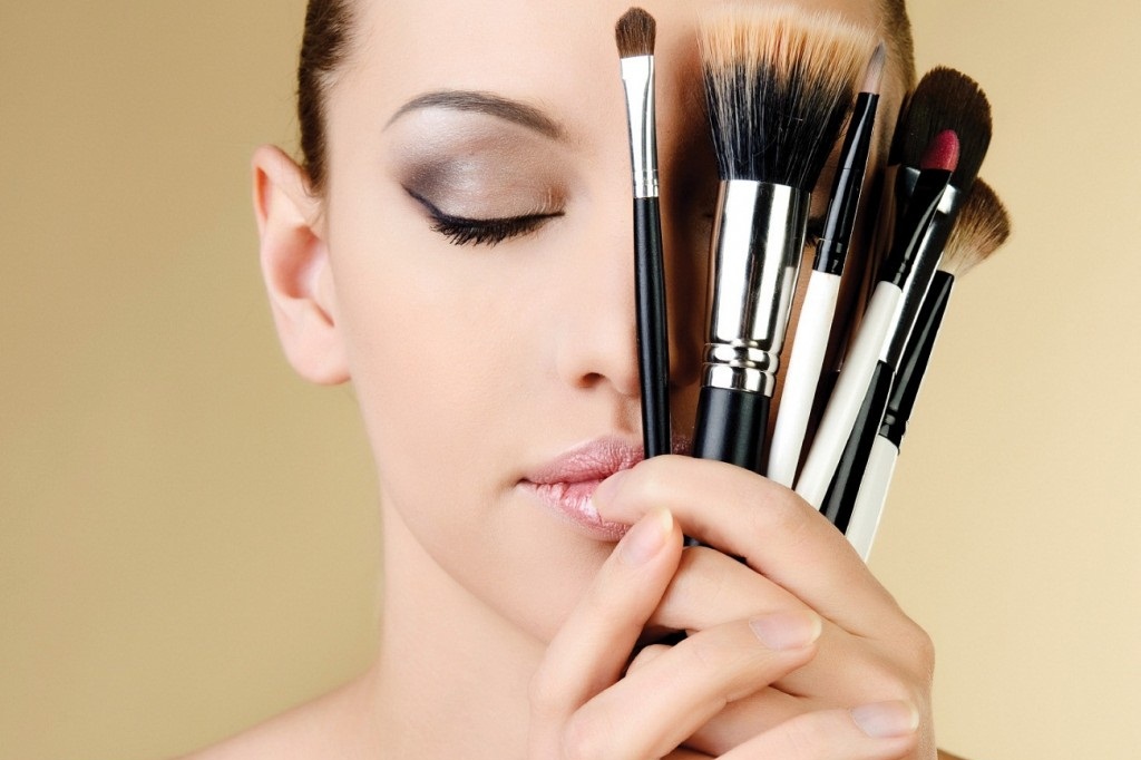 Basic Bridal Makeup Tips & Ideas that every Bridal Must Know - Expert Advice (5)