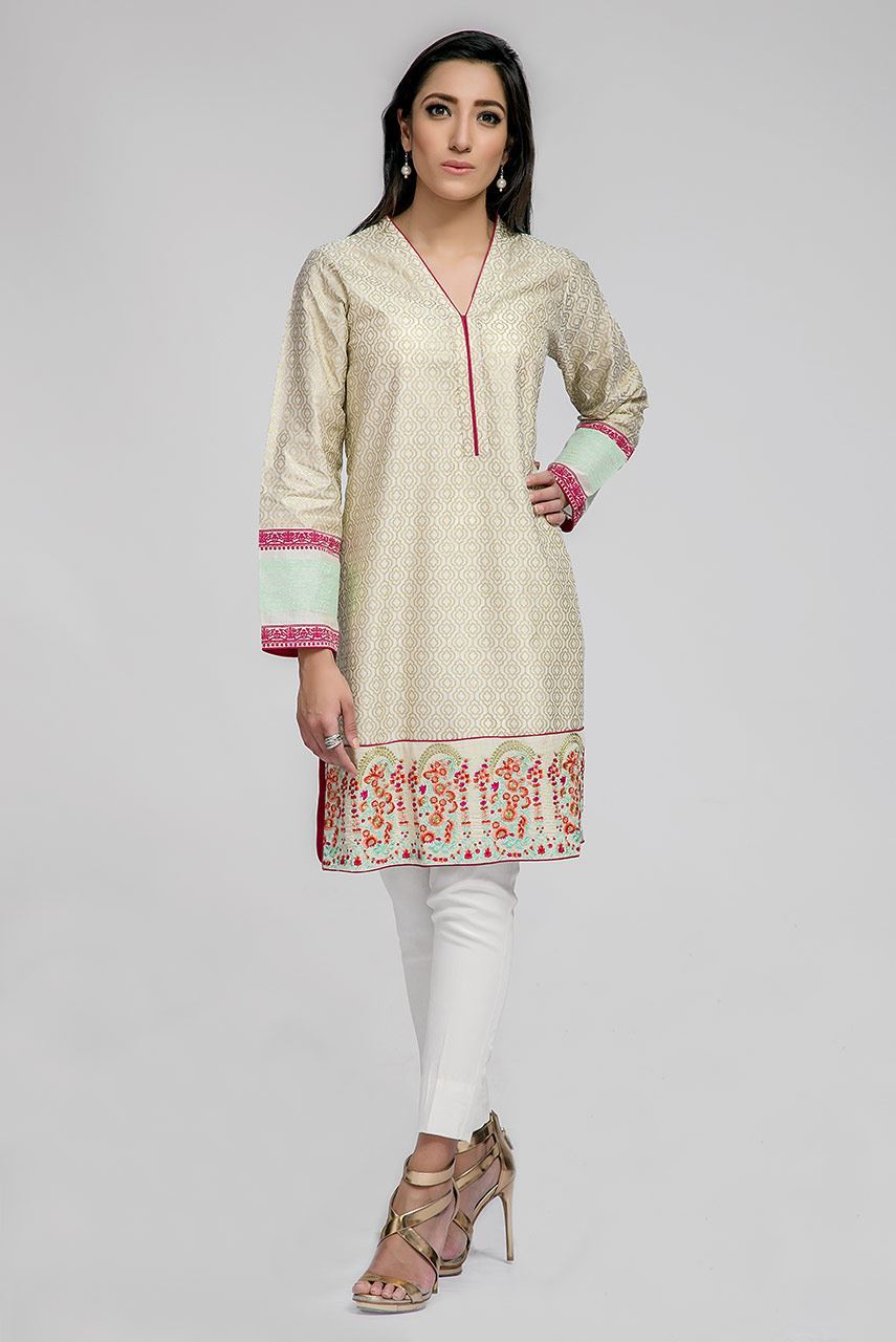 Deepak Perwani Stunning Eid Dresses 2016-2017 for Men & Women collection (14)