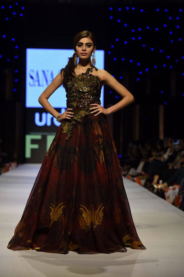 Fashion Week Pakistan 2015-2016 FWP'15 Designer Collections Day1, Day2, Day 3 (21)
