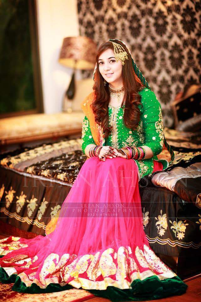 Latest Pakistani Ghagra Choli Dresses Collection 2016-2017 (3)