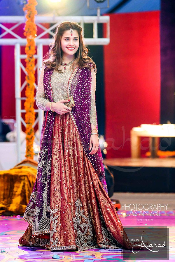Latest Pakistani Ghagra Choli Dresses Collection 2016-2017 (7)