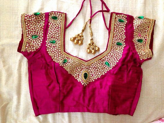 Kundan Work- Top 5 Most Popular Embroidered Sarees Blouses Trends for Women (1)
