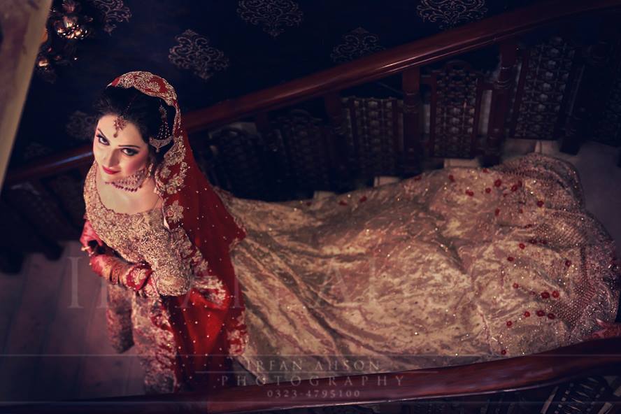 Latest Bridal Barat Wedding Dresses Trends 2016-2017 Collection (15)