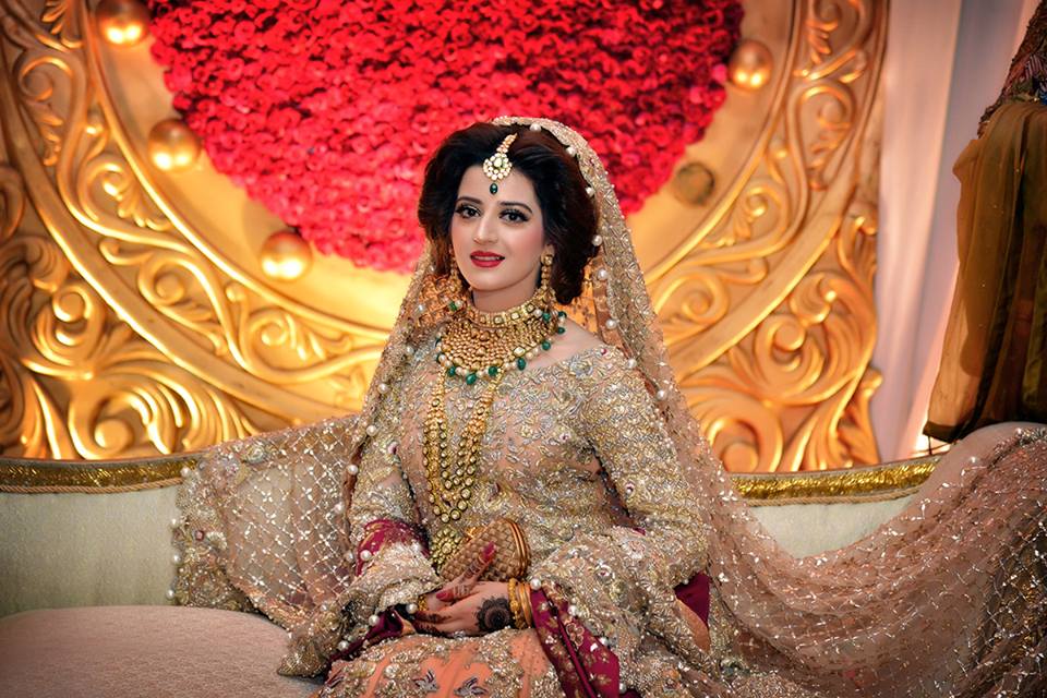 Latest Walima Dresses Designs (2)