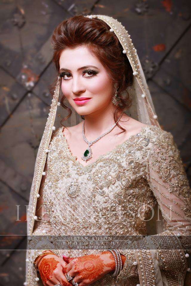 Latest Walima Dresses Designs & Trends Collection 2016-2017 (28)