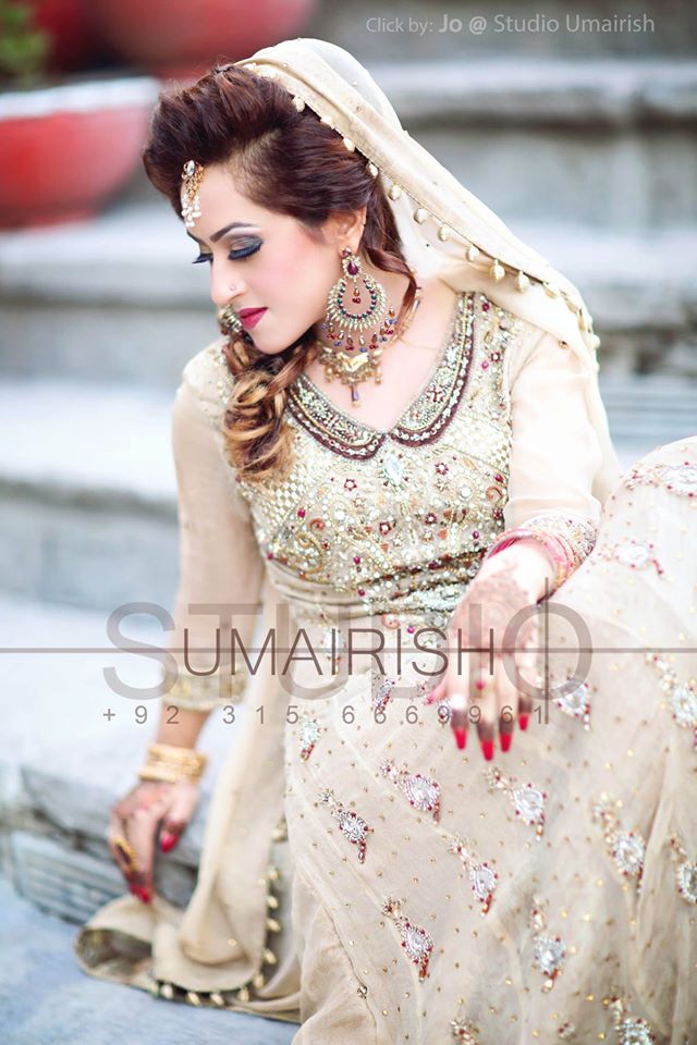 Latest Walima Dresses Designs & Trends Collection 2016-2017 (34)