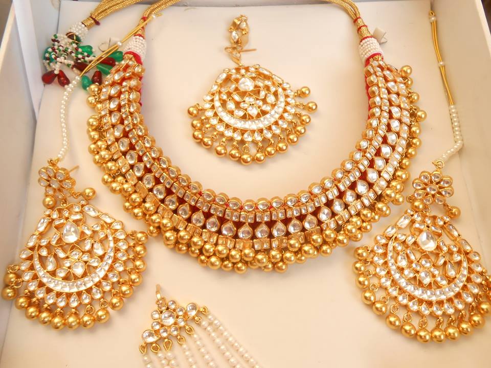 Kundan Jewelery Latest Designs & Trends for Asian Women 2016-2017 (11)