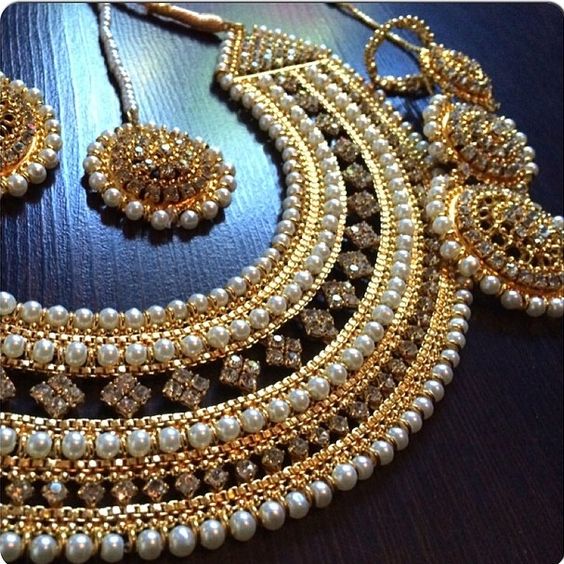 Kundan Jewelery Latest Designs & Trends for Asian Women 2016-2017 (23)