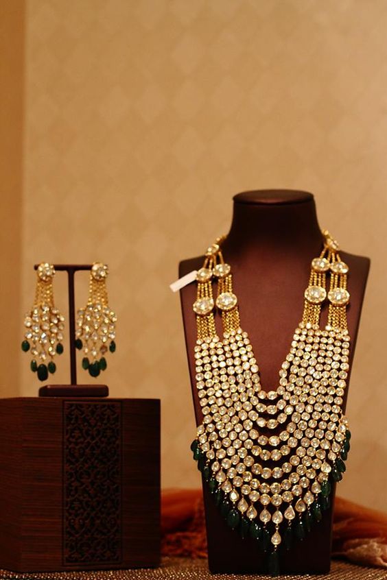 Kundan Jewelery Latest Designs & Trends for Asian Women 2016-2017 (29)