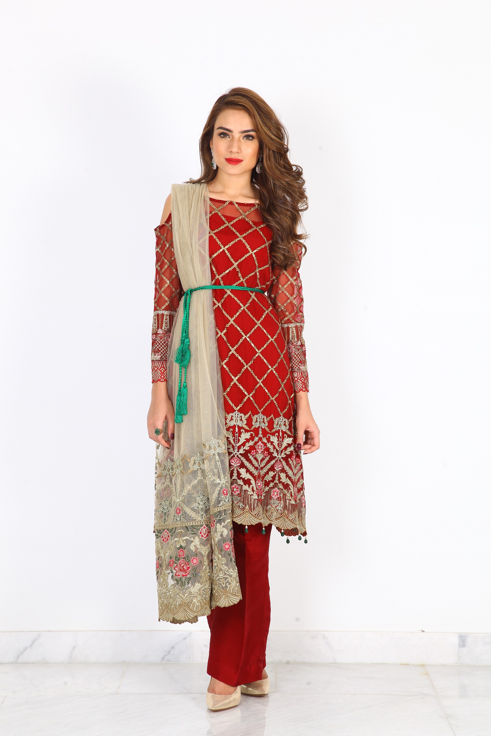 latest party wear look