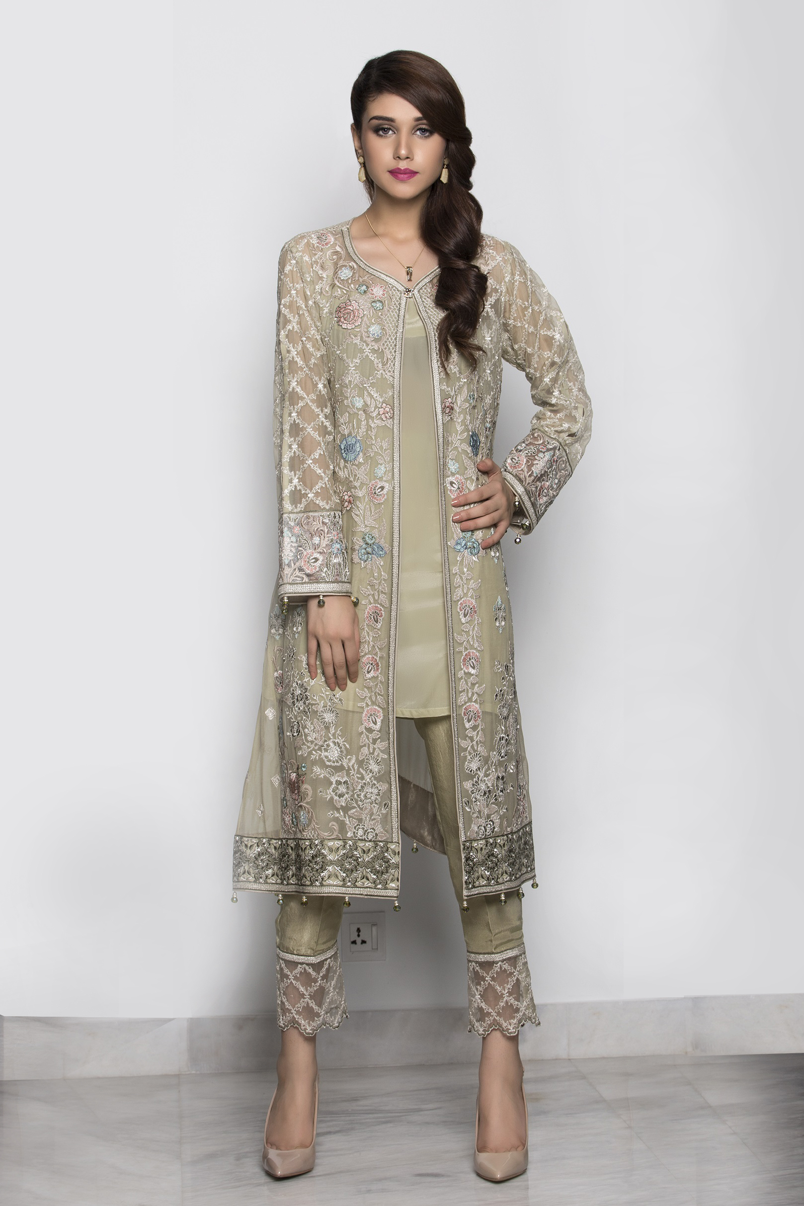 latest party wear look