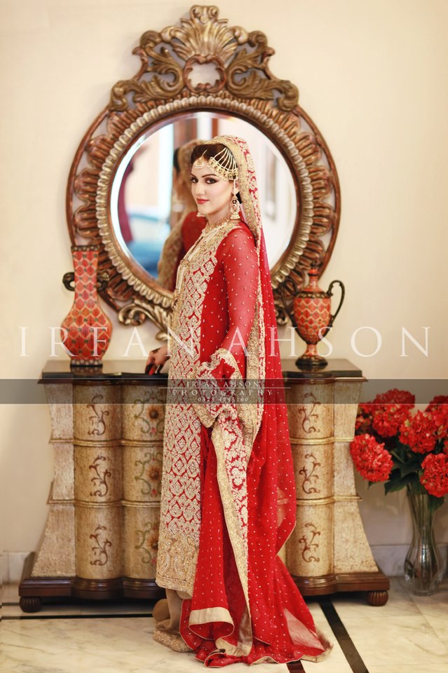 Latest Wedding Maxis Long Tale Dresses Designs Collection 2016-2017 (32)