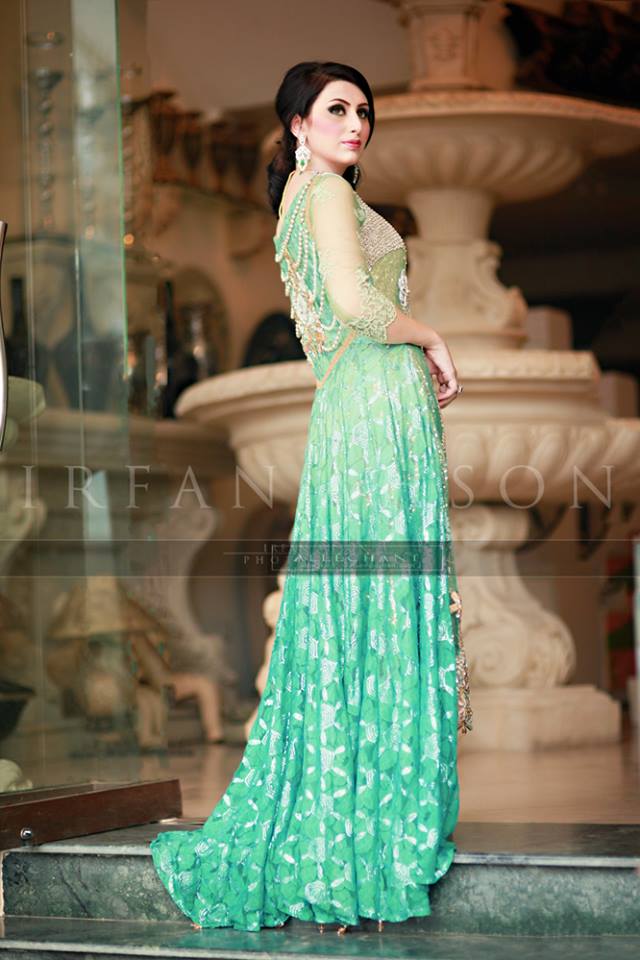 Latest Wedding Maxis Long Tale Dresses Designs Collection 2016-2017 (35)