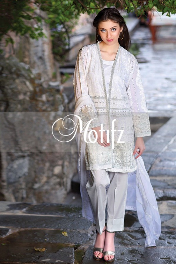 Motifz Summer Embroidered Lawn Dresses Collection 2016-2017 (34)