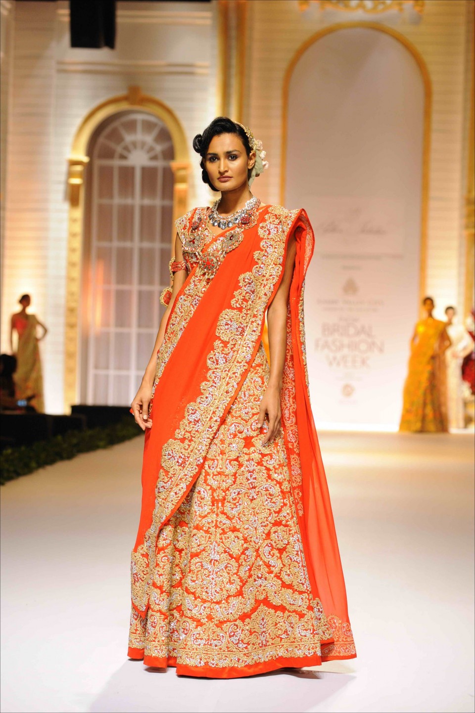 NEETA LULLA INDIAN BRIDAL DRESSES COLLECTION (1)