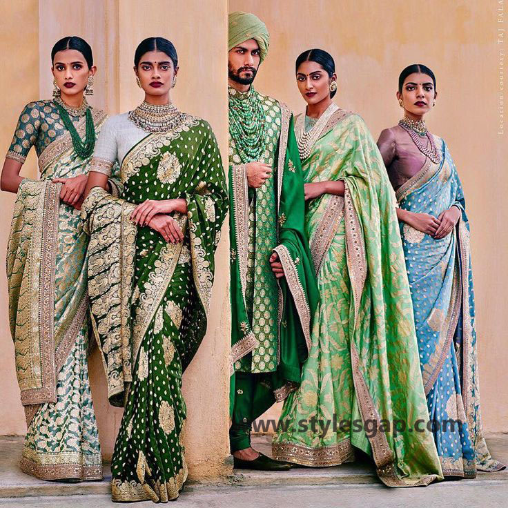 Sabyasachi Mukherjee Latest Wedding Dresses 2016-2017 Collection. Lehengas, Sarees (33)