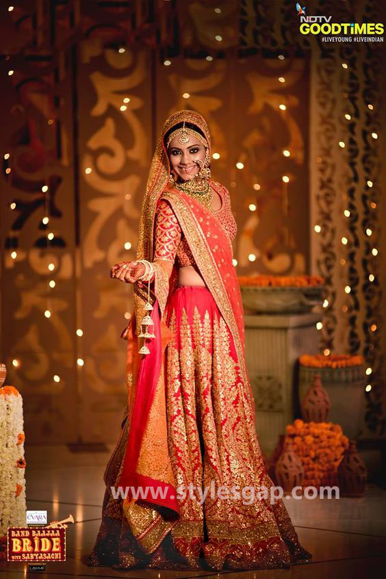 Sabyasachi Mukherjee Latest Wedding Dresses 2016-2017 Collection. Lehengas, Sarees (35)