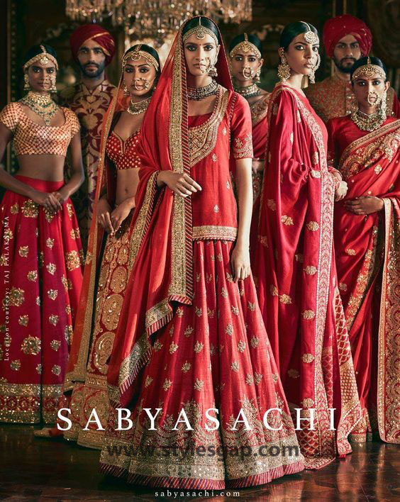 Sabyasachi Mukherjee Latest Wedding Dresses 2016-2017 Collection. Lehengas, Sarees (8)