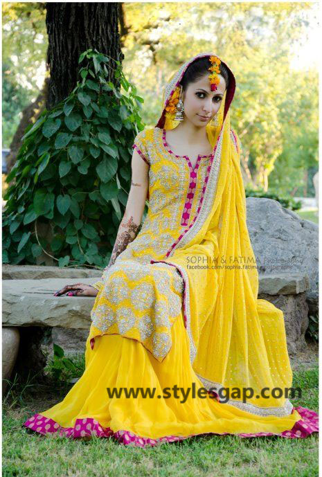 Mayun Bridals Makeup Looks & Dresses Designs & Trends (18)