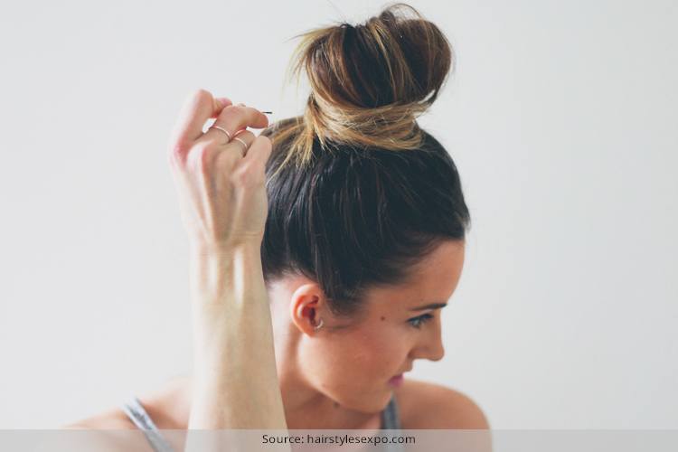 Latest Top Knot Hairstyles Trends & Styles- (17)