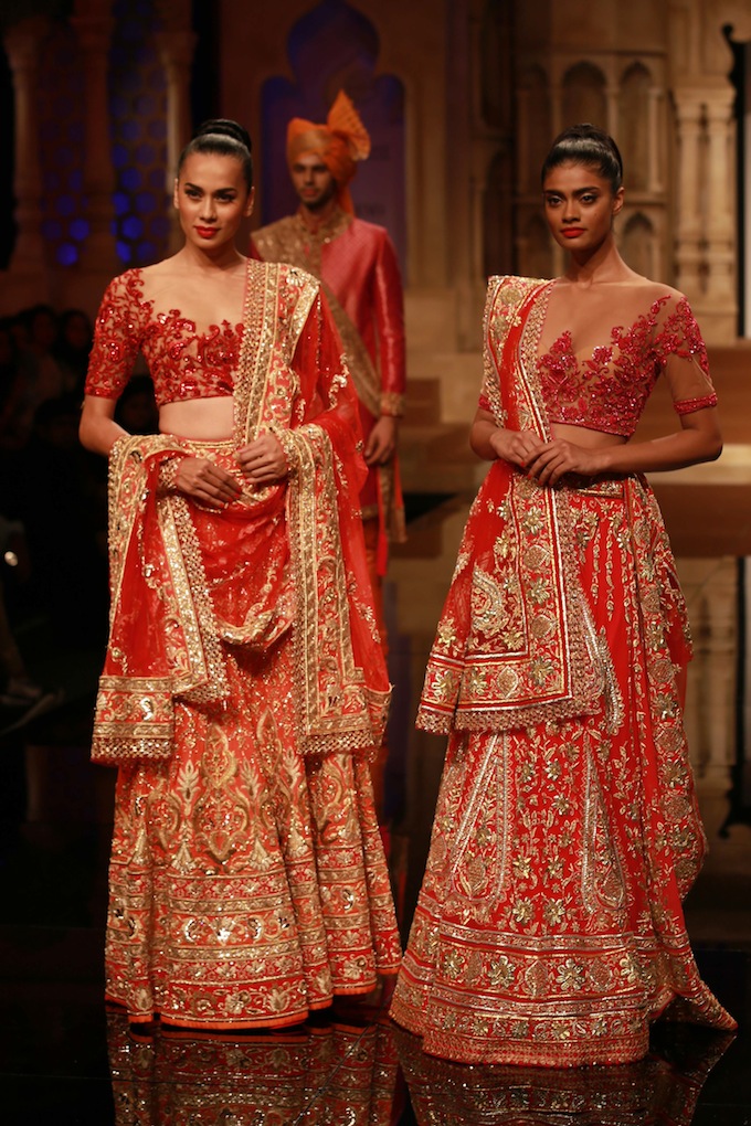 Abu jani & Sandeep Khosla- Top 10 Popular & Best Indian Bridal Dresses Designers- Hit List (3)