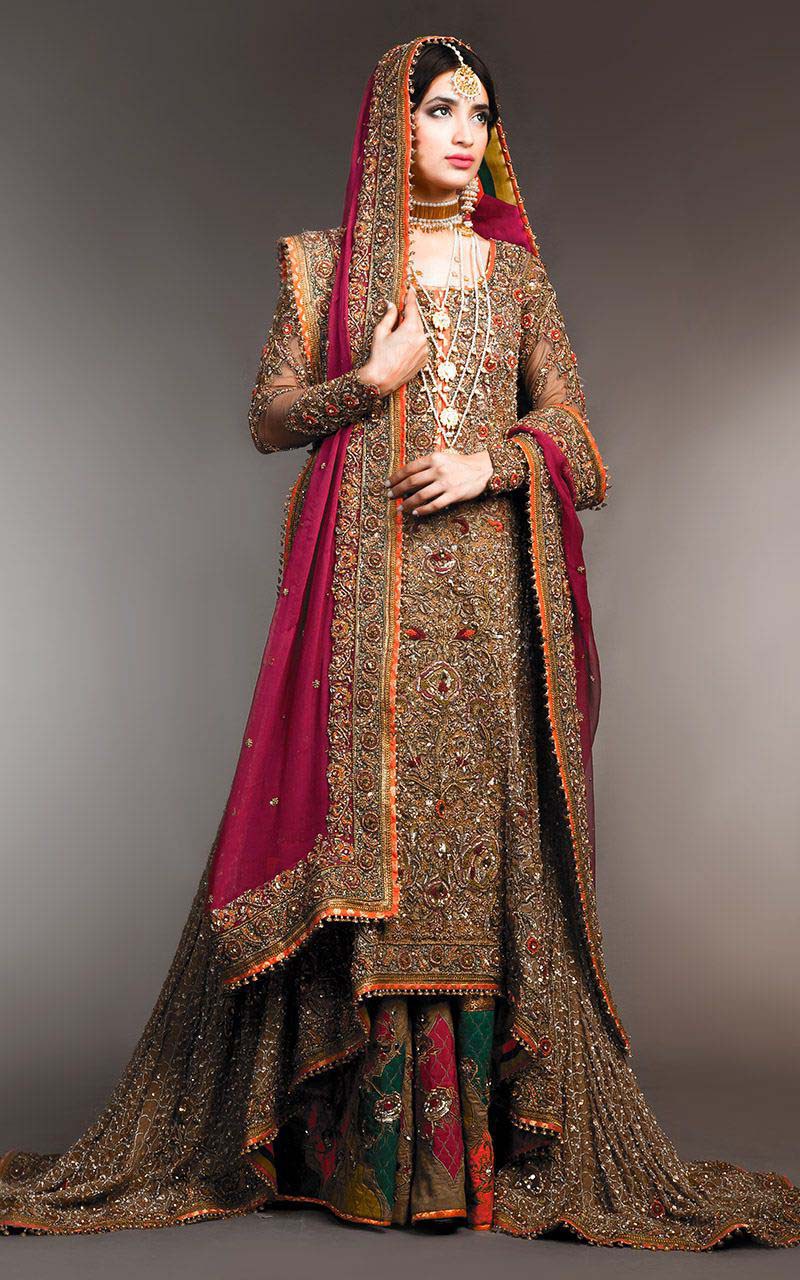 Pakistani Fashion Designers Dresses Images 2022