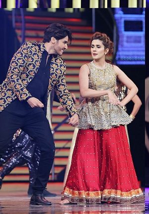 Hum awards 2018 dresses images Hum awards 2018 dresses images