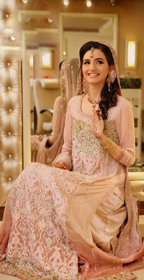 pakistani engagement dresses