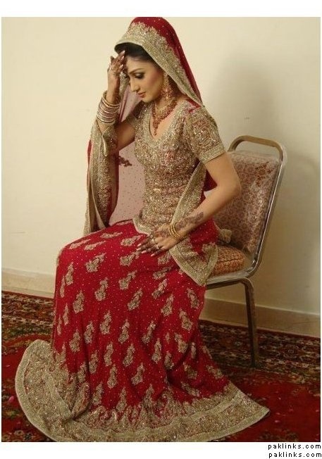 Latest Pakistani and Asian wedding Dresses,Frocks for Women