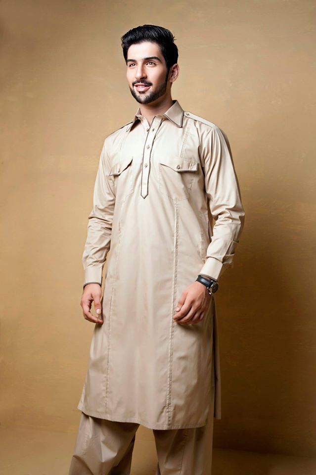 Buy Akshay mens red kurta with koti at Rs. 1550 online from Fab Funda Kurta  with payjama : mens-1