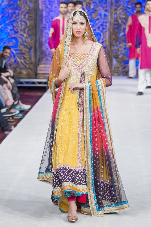 Indian & Pakistani Latest Fashion of Top Designer Fancy Party wear & Stylish Bridal Anarkali Suits for Women (10)