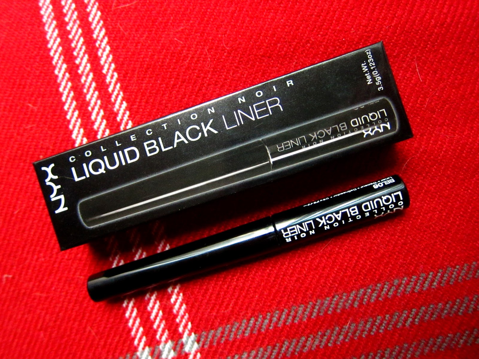 Top 10 Best Liquid Eyeliners of all Time - Hit List of Hot Selling Brands (8)