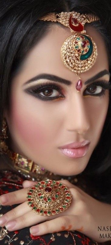 Step By Step Arabic Party Wear And Bridal Eye And Complete Face Makeup Tutorial With Pictures 17