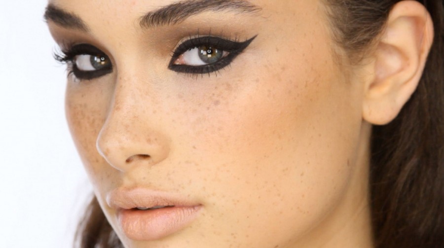  How to Apply Eyeliner Perfectly By Yourself: Step by Step Tutorial
