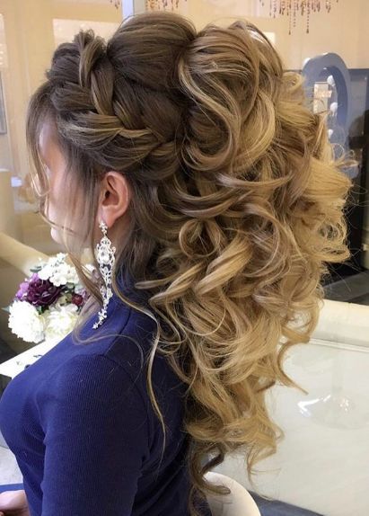 40 Creative Party Hairstyles That Are Super Trendy In 2023