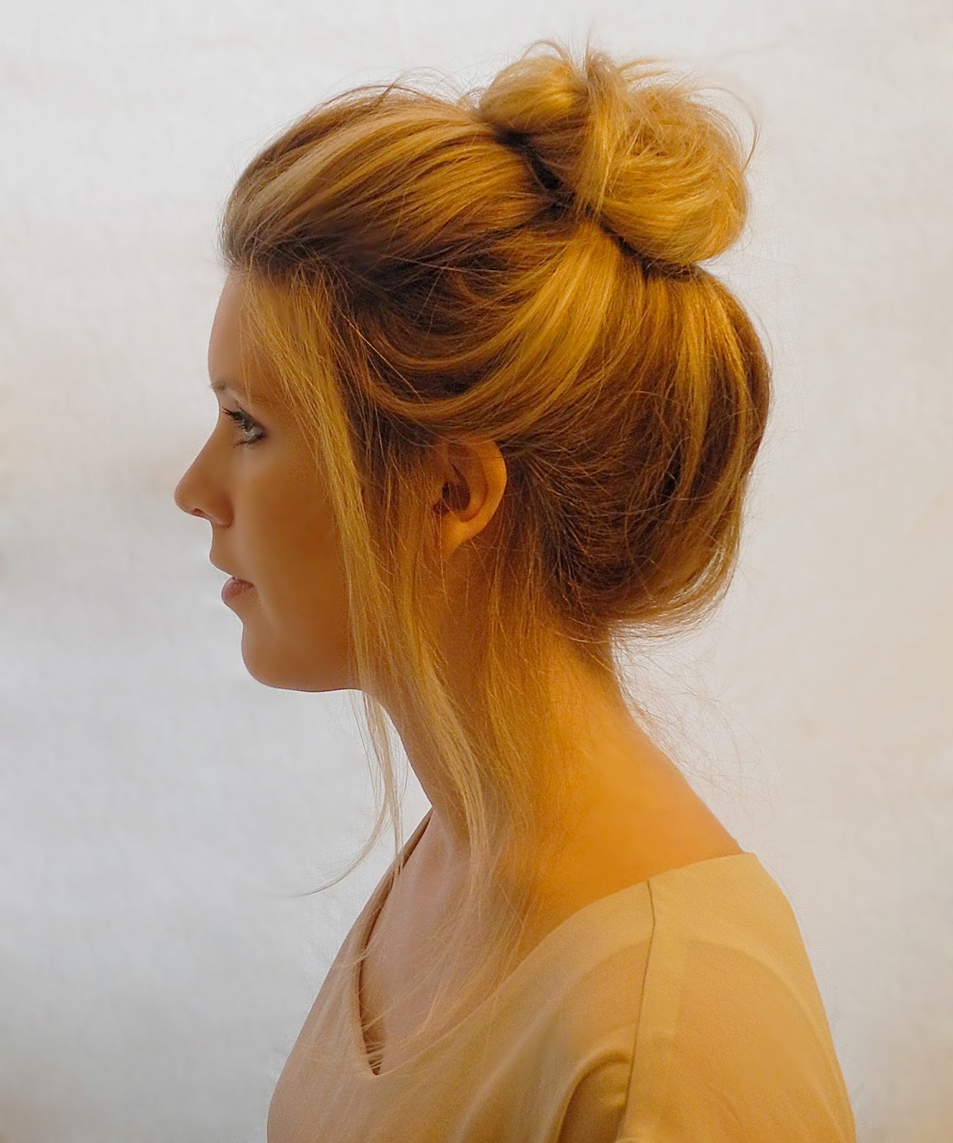 Top 10 Popular Bun Hairstyles Tutorial Trends